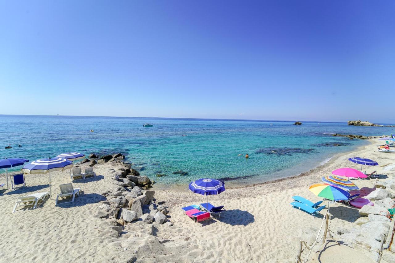 Suite Hotel L'Oasi Di Riaci (Adults Only) Santa Domenica  Εξωτερικό φωτογραφία