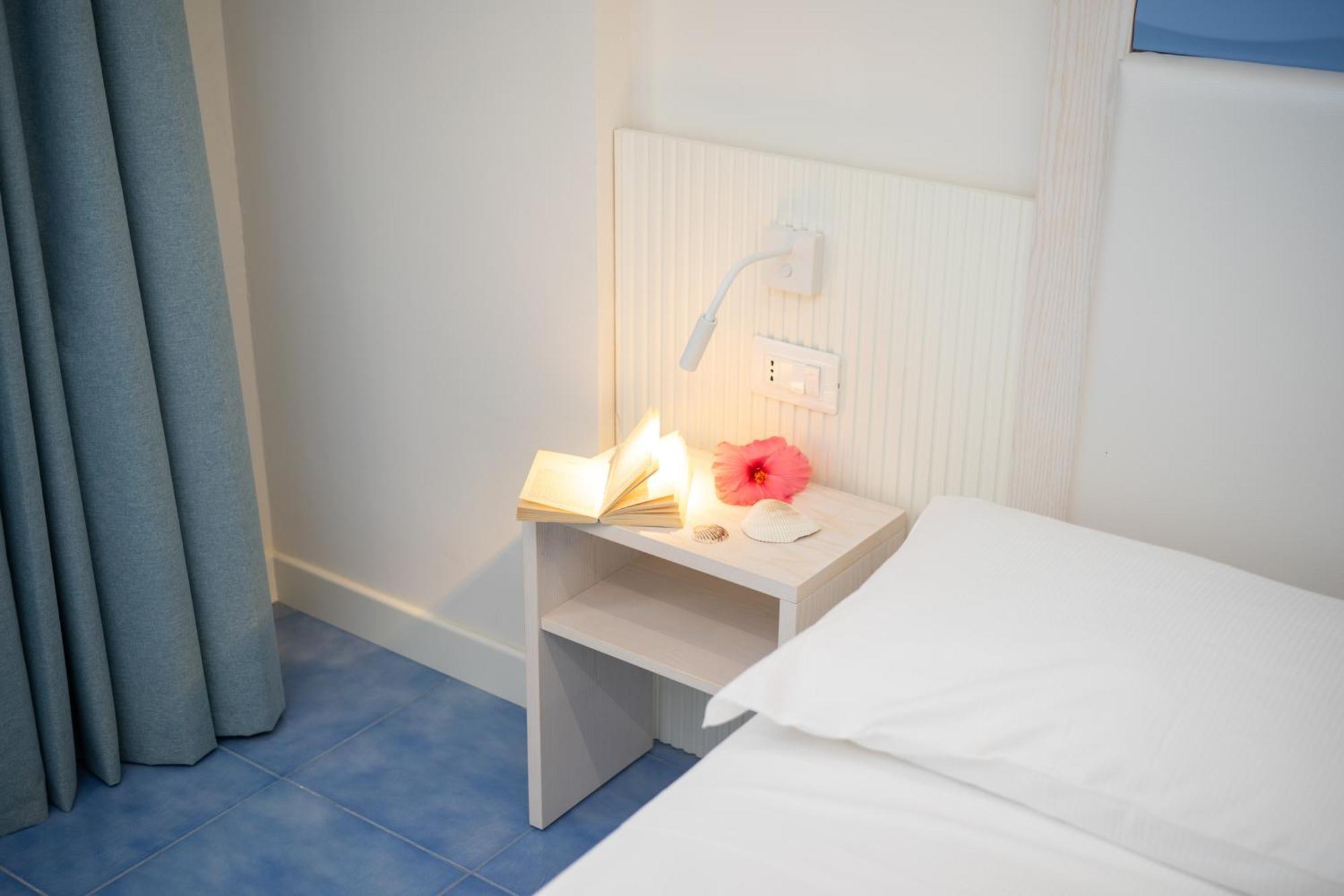 Suite Hotel L'Oasi Di Riaci (Adults Only) Santa Domenica  Εξωτερικό φωτογραφία