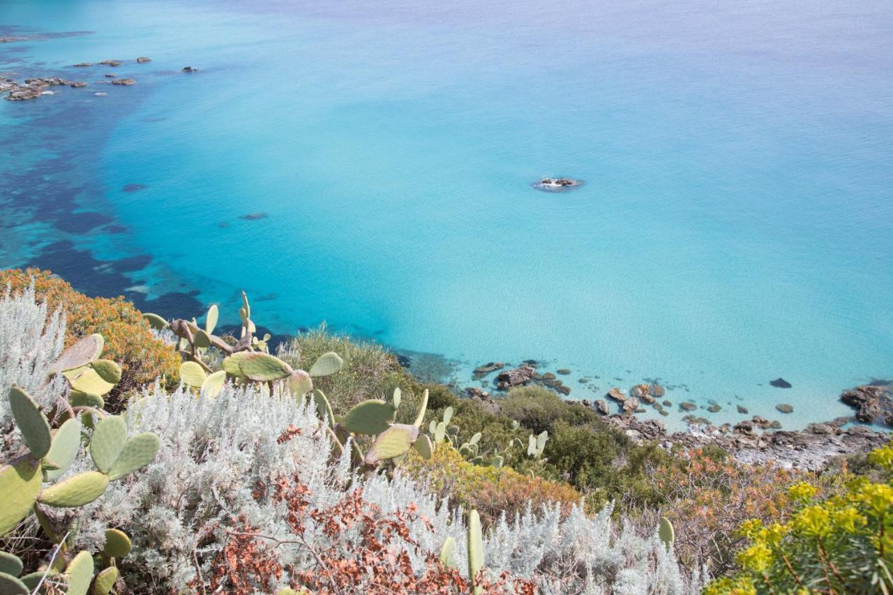 Suite Hotel L'Oasi Di Riaci (Adults Only) Santa Domenica  Εξωτερικό φωτογραφία
