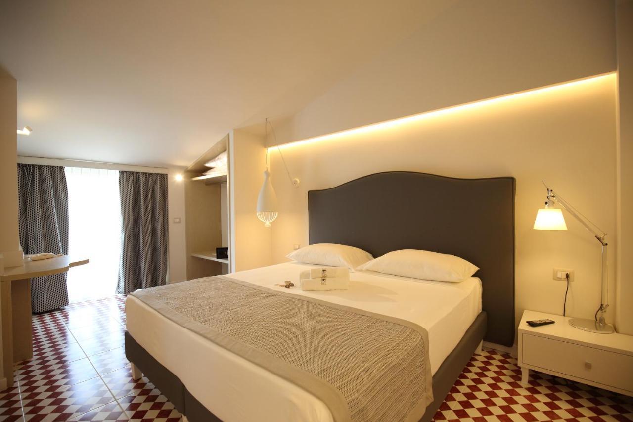 Suite Hotel L'Oasi Di Riaci (Adults Only) Santa Domenica  Εξωτερικό φωτογραφία